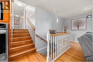 4771 Parkdale Crescent - Photo 10