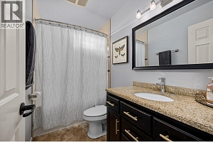 4771 Parkdale Crescent - Photo 20