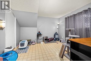 4771 Parkdale Crescent - Photo 33