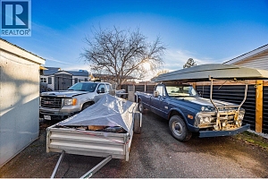 4771 Parkdale Crescent - Photo 40