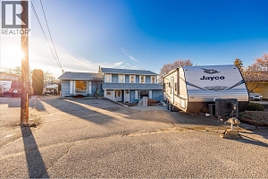 4771 Parkdale Crescent - Photo 42