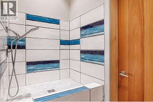 15896 Claridge Drive - Photo 17