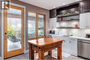 15896 Claridge Drive - Photo 19