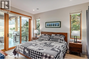 15896 Claridge Drive - Photo 20