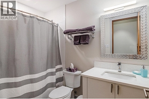 15896 Claridge Drive - Photo 22