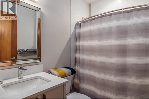 15896 Claridge Drive - Photo 23