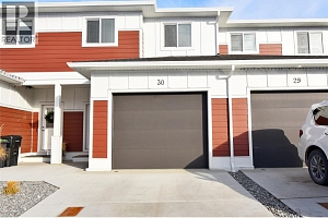 1999 15 Avenue Unit# # 30 - Photo 3