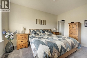 2053 Spyglass Way - Photo 19