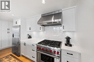 485 Groves Avenue Unit# 301 - Photo 10