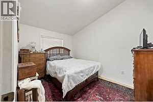 17142 Commonage Road - Photo 59