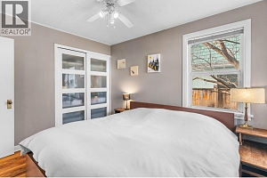 622 Bay Avenue - Photo 12