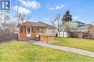 622 Bay Avenue - Photo 18