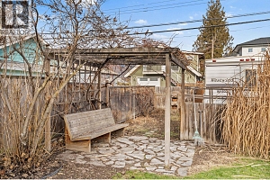 622 Bay Avenue - Photo 21