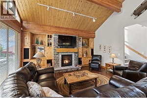 5946 Snow Pines Crescent Unit# A - Photo 6