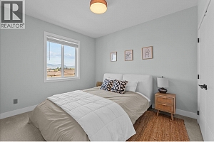 1846 Viewpoint Crescent - Photo 27