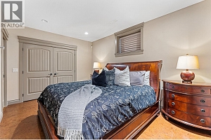 660 Almandine Court - Photo 49