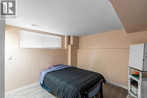 698 Balsam Road - Photo 22