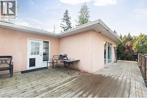 698 Balsam Road - Photo 31