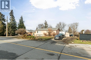 698 Balsam Road - Photo 5