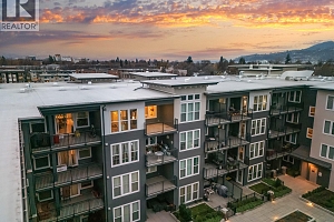 1775 Chapman Place Unit# PH12 - Photo 30