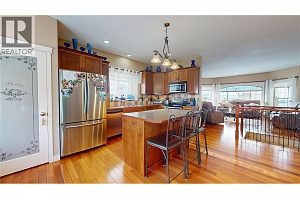 1505 Tanemura Crescent - Photo 11