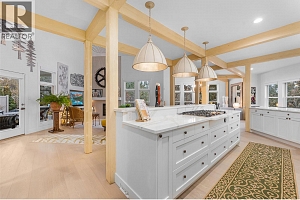 2075 Lillooet Court - Photo 13