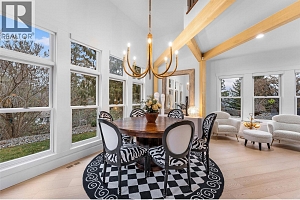 2075 Lillooet Court - Photo 17