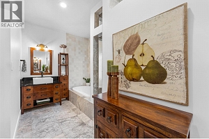 2075 Lillooet Court - Photo 28