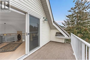 2075 Lillooet Court - Photo 44