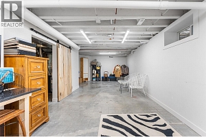 2075 Lillooet Court - Photo 50