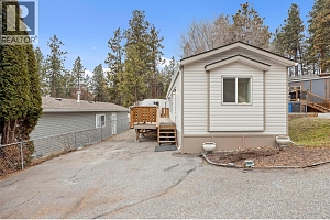 1860 Boucherie Road Unit# 33 - Photo 2