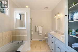 1755 Marona Court - Photo 13