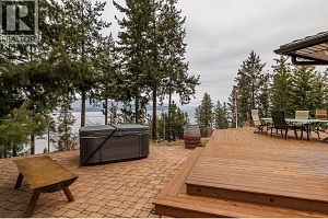 5715 Lakeshore Road - Photo 23