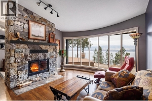 5715 Lakeshore Road - Photo 3