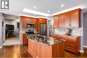 5715 Lakeshore Road - Photo 9