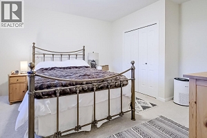 2241 Rojem Road - Photo 52