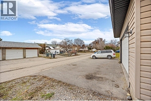 848 Galbraith Place - Photo 28