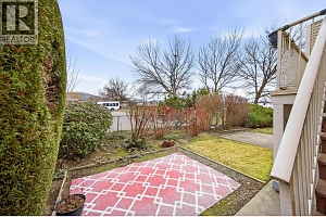 245 Snowsell Street Unit# 111 - Photo 17