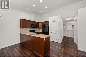 245 Snowsell Street Unit# 111 - Photo 3