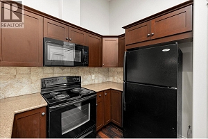 245 Snowsell Street Unit# 111 - Photo 4