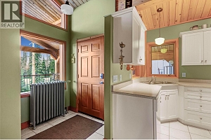 6395 Whiskey Jack Road - Photo 32