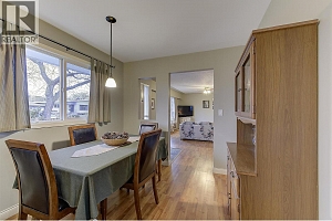 1122 Stockwell Avenue - Photo 13