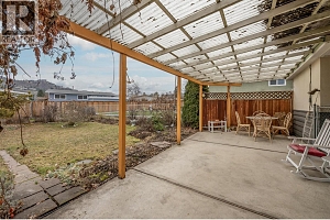 1122 Stockwell Avenue - Photo 30