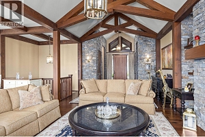 6166 Seymoure Avenue - Photo 11