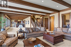 6166 Seymoure Avenue - Photo 42