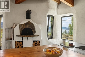 6226 Sanderson Avenue - Photo 10