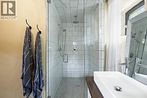 6226 Sanderson Avenue - Photo 19