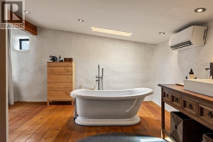 6226 Sanderson Avenue - Photo 30