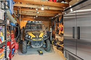 6226 Sanderson Avenue - Photo 60