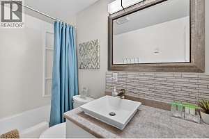 3050 Seclusion Bay Road Unit# 105 - Photo 12